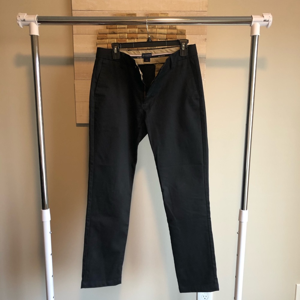 Docker’s Khaki Pants